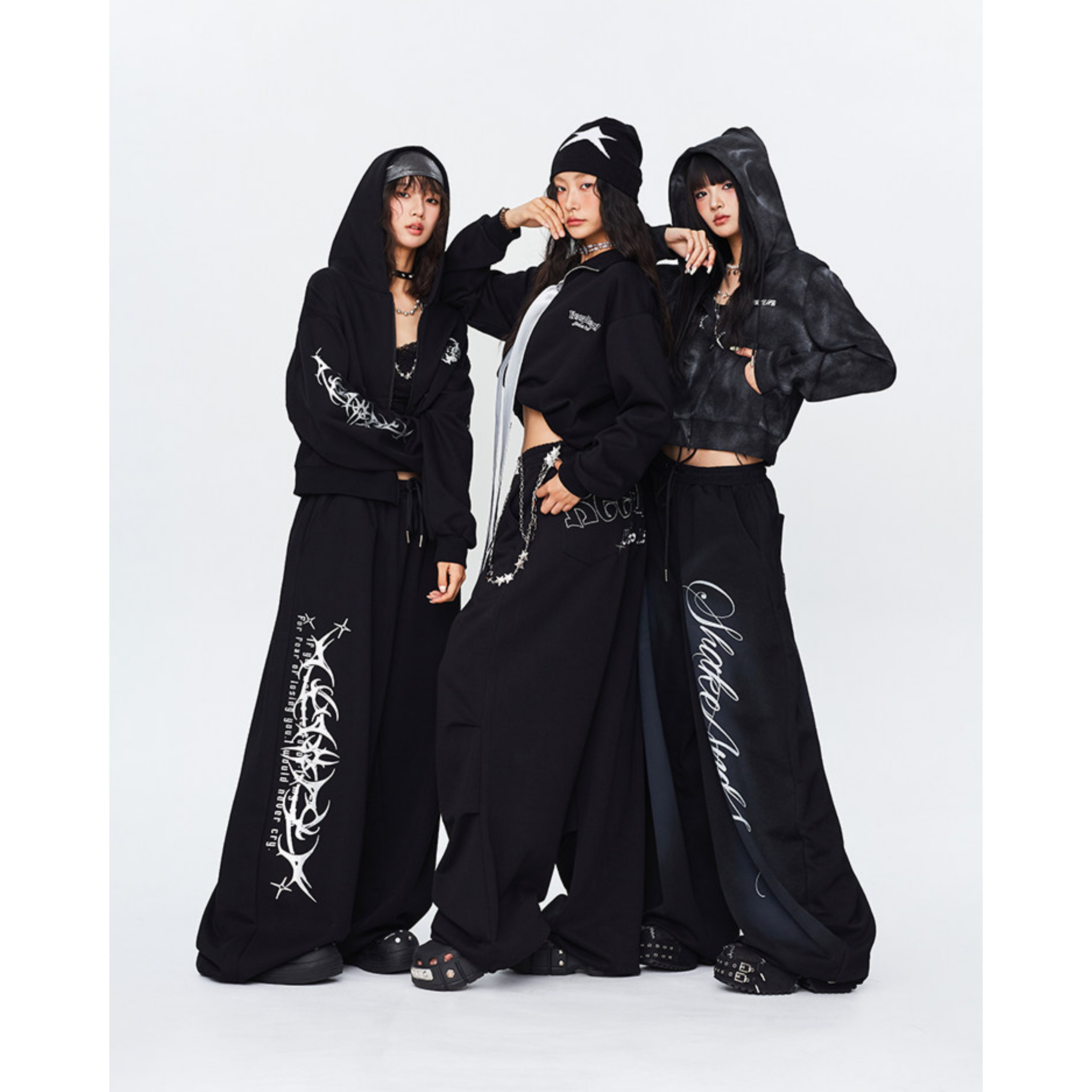 GOTHIC SIGNATURE HOODIE