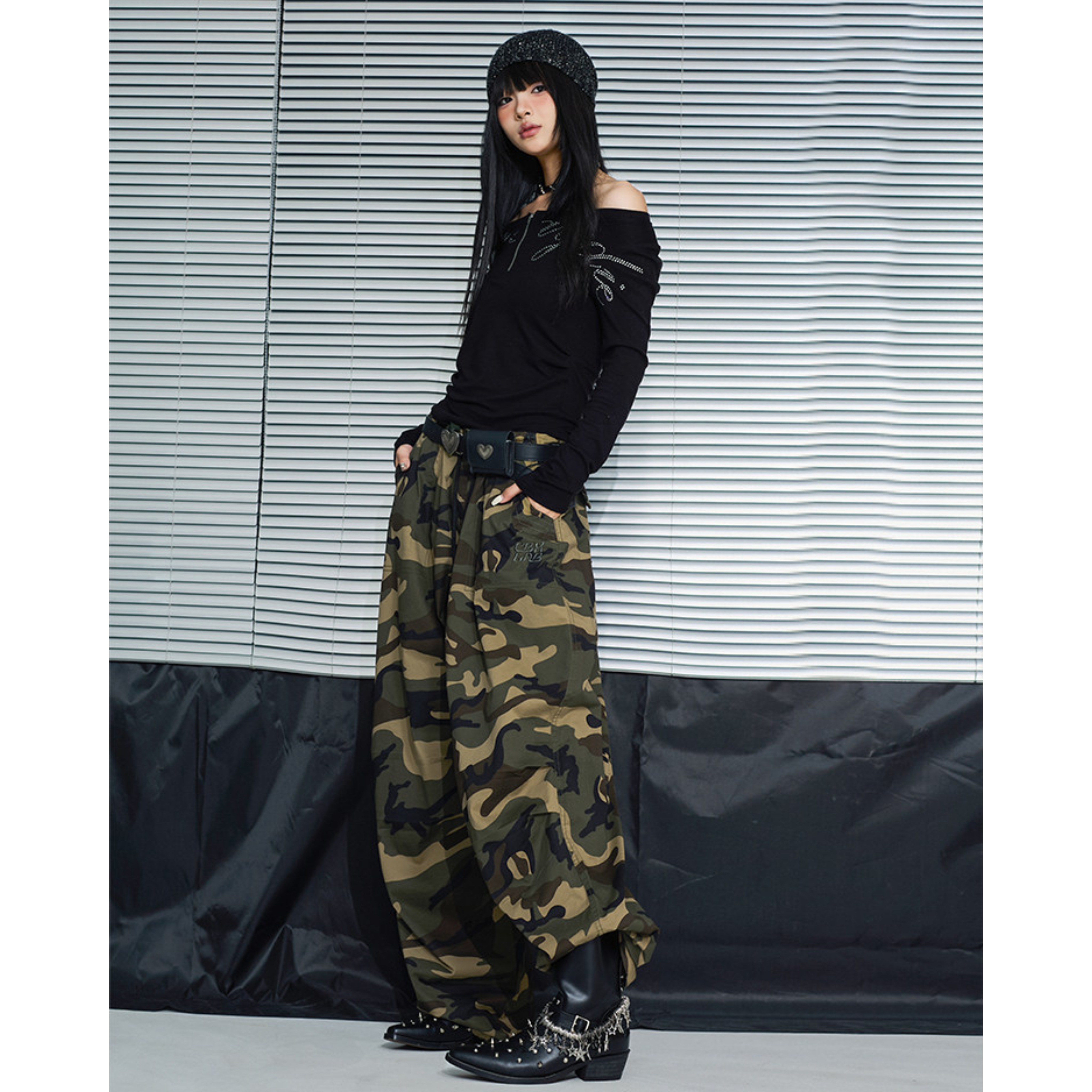 RAVEN CAMO PANTS