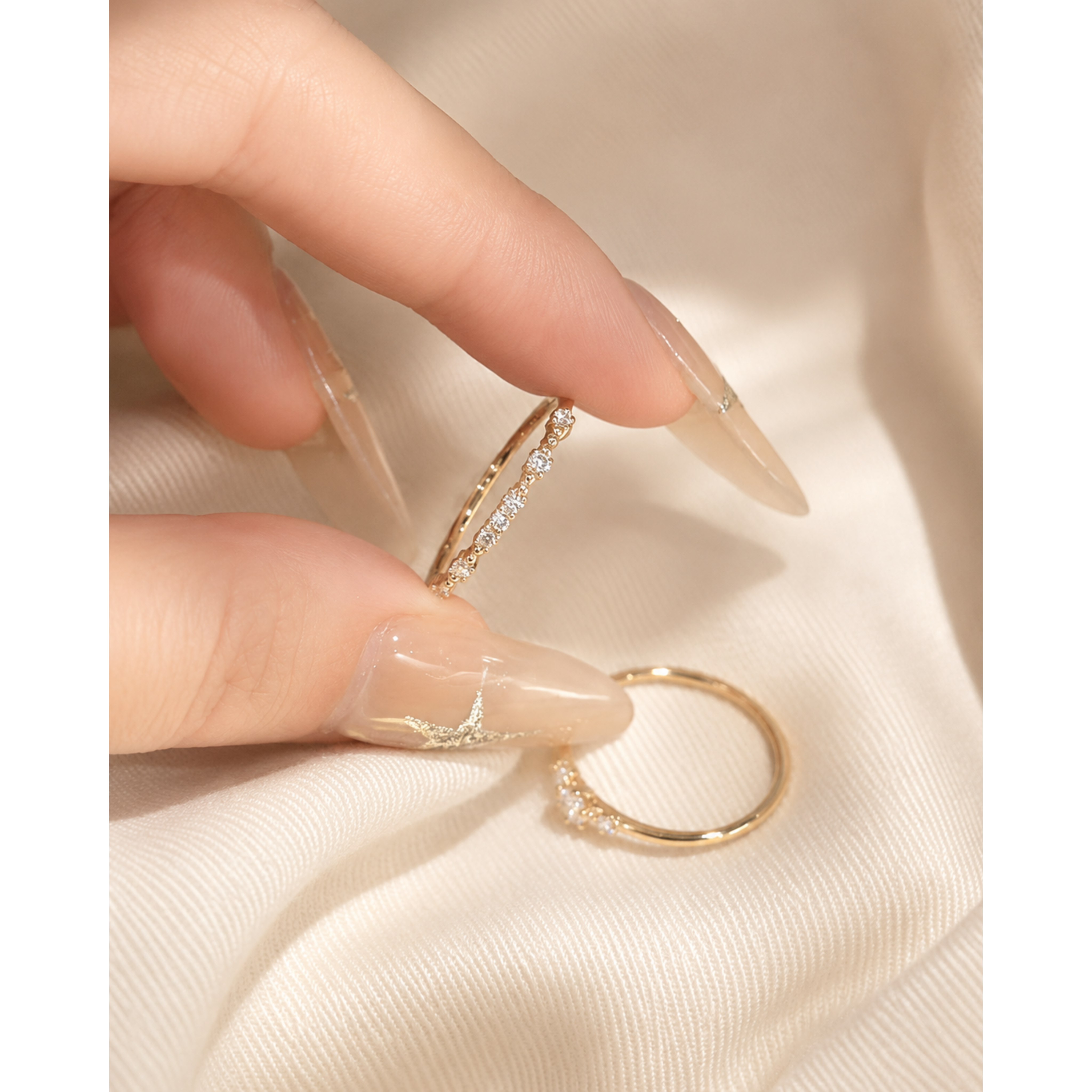 ELVIA [RING]