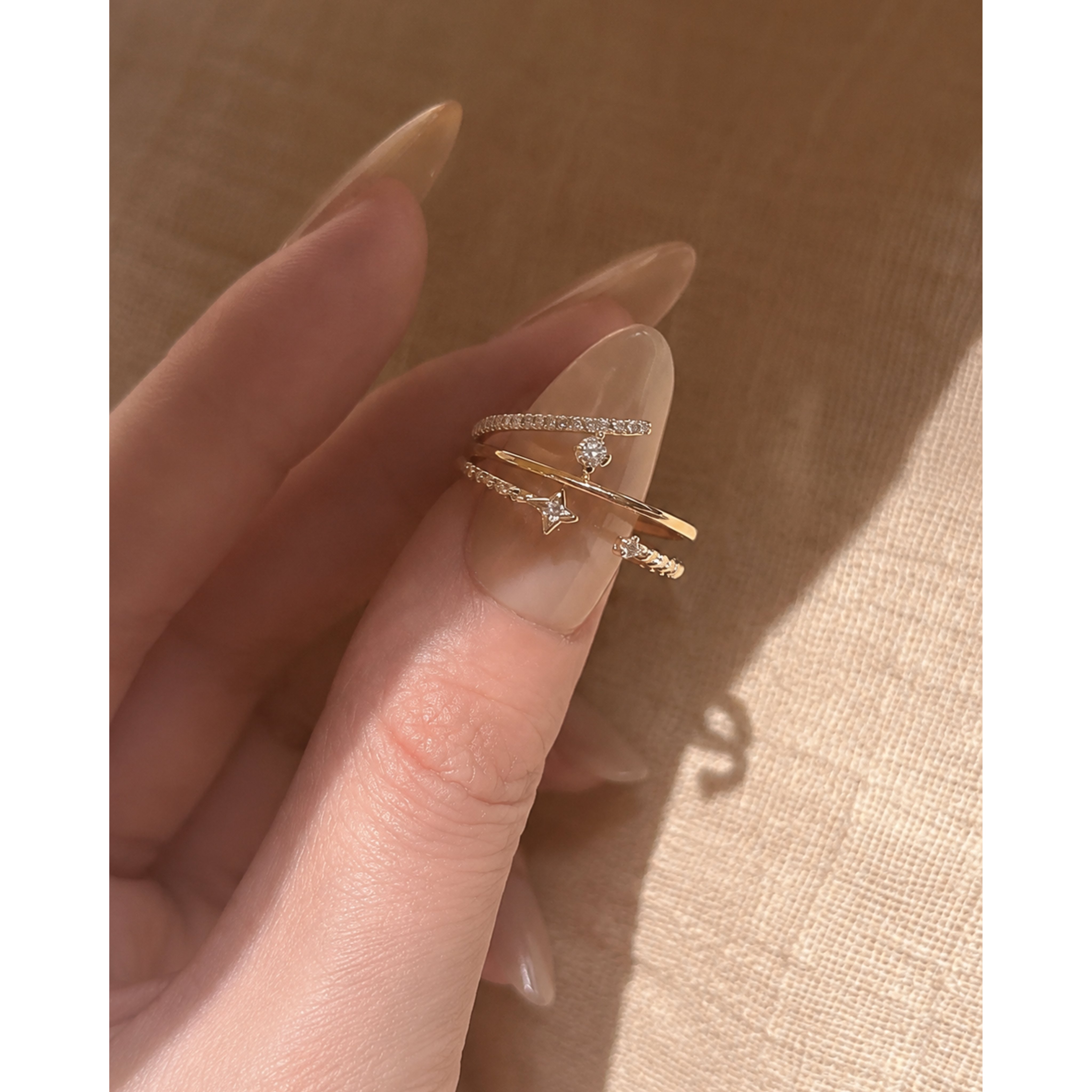 ASTELLE [RING]