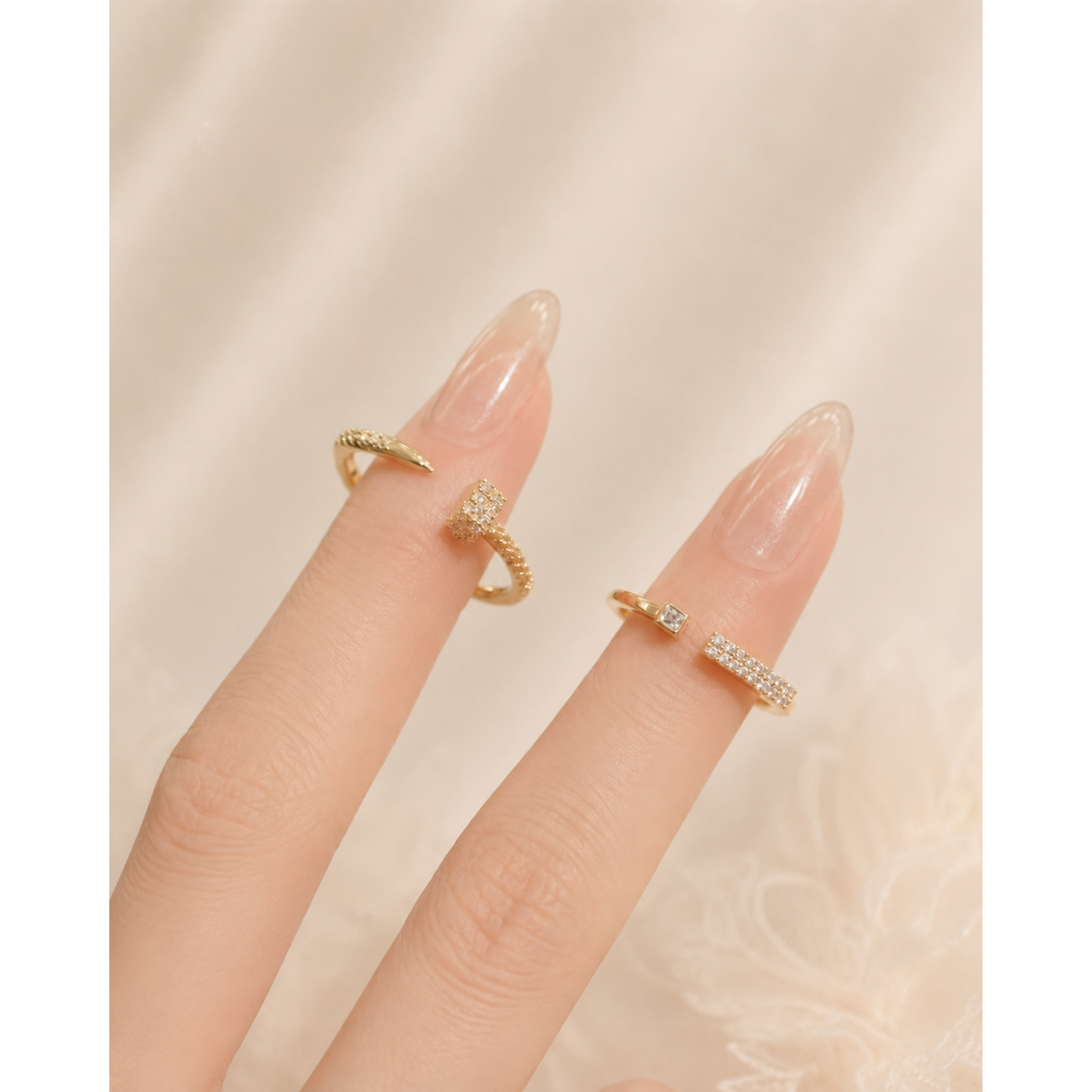 NAILA [RING]