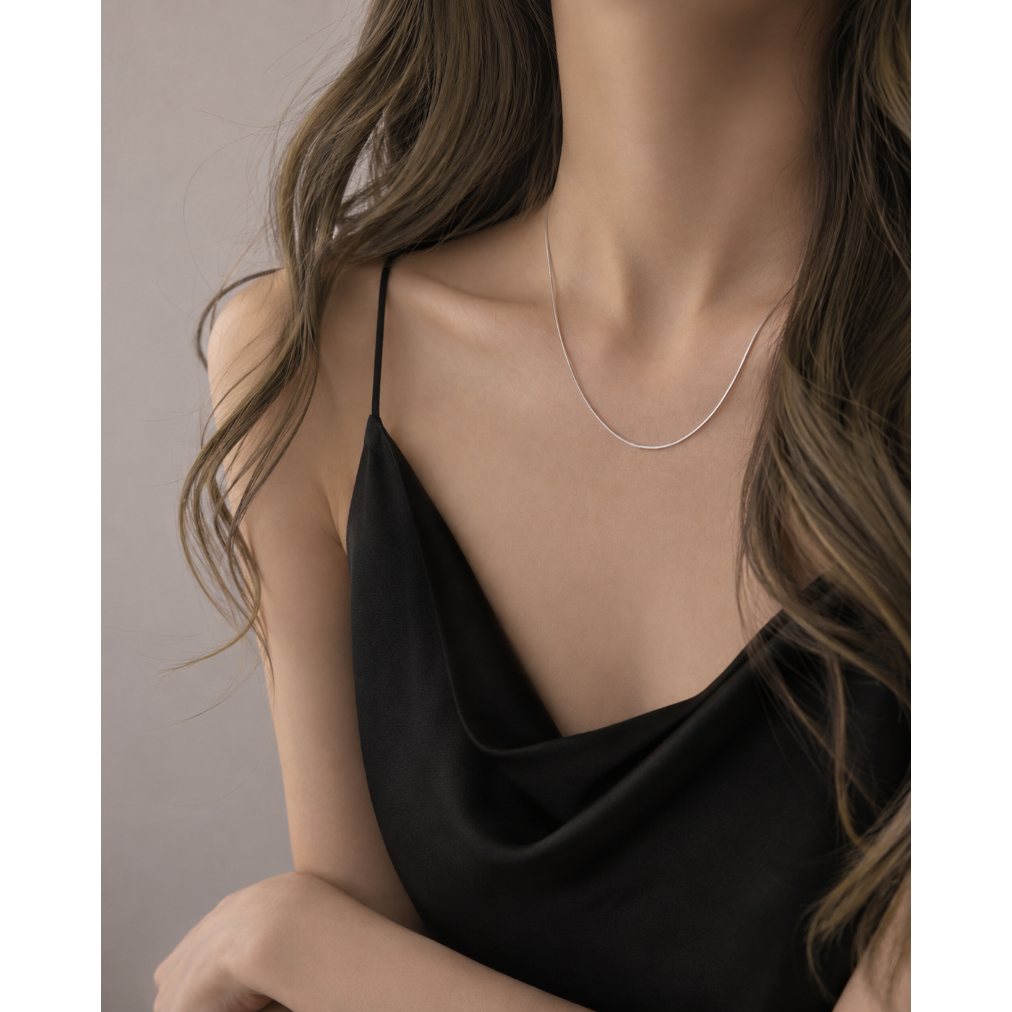 VELORA [NECKLACE]