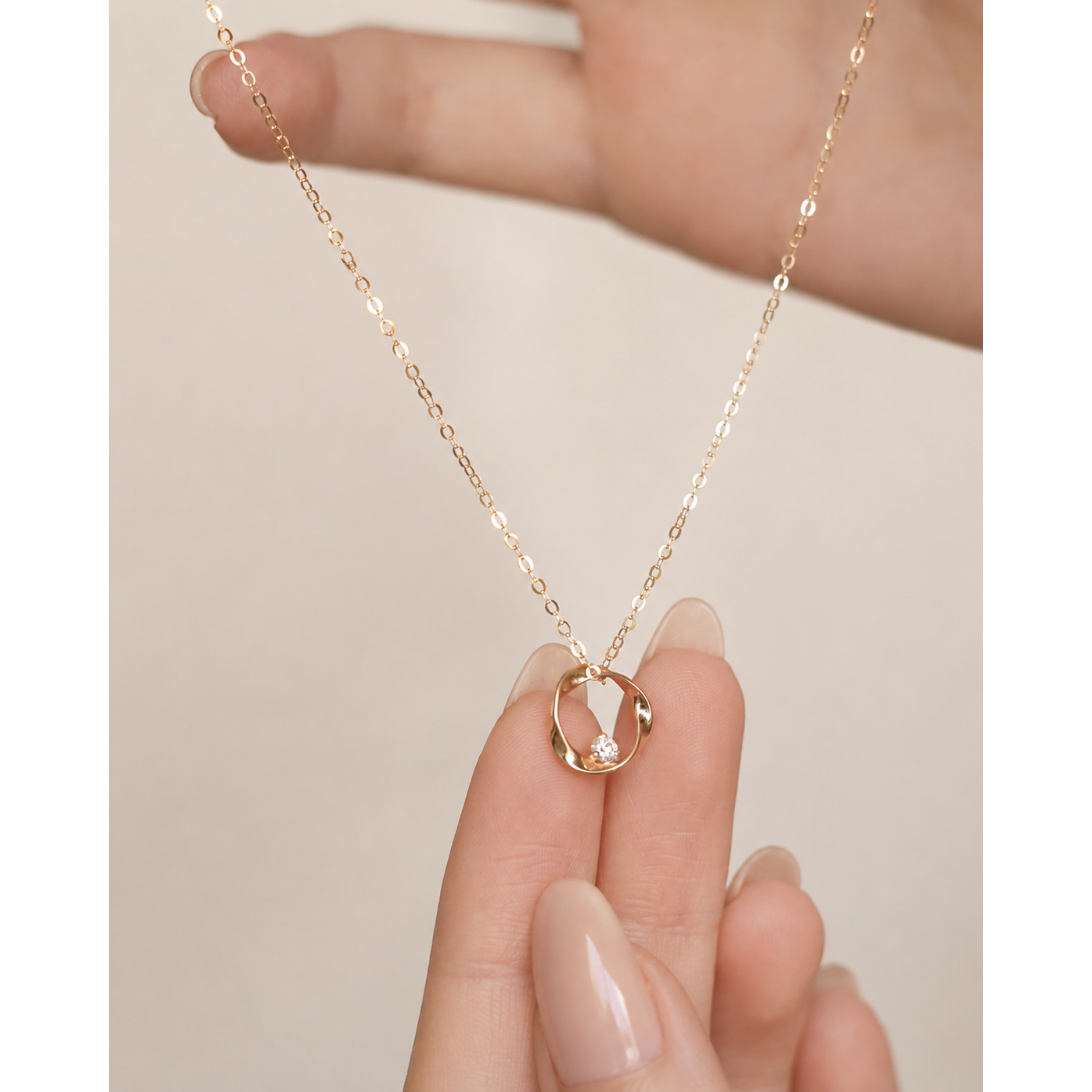 ZERENA [NECKLACE]