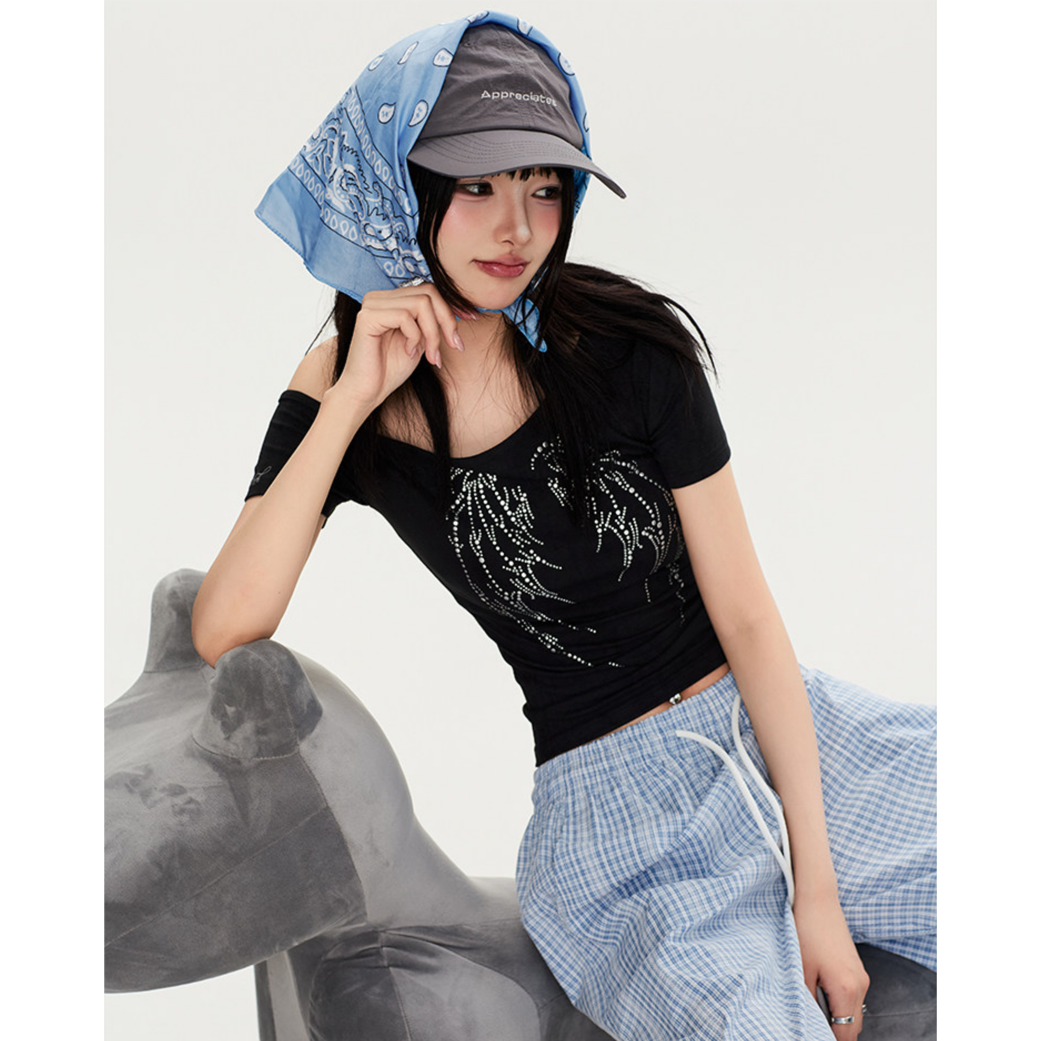 RHINESTONE ANGEL TOP