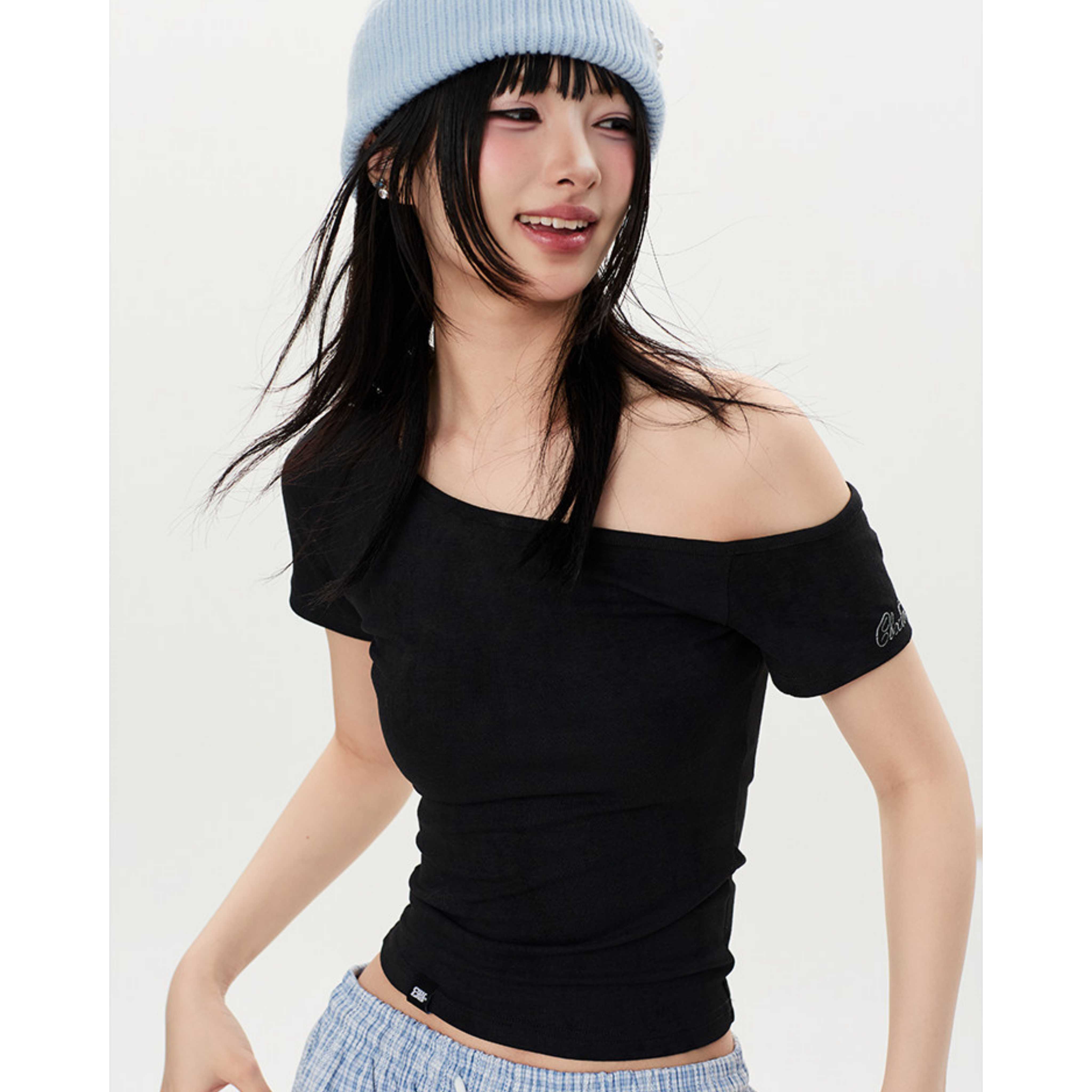 RHINESTONE ANGEL TOP