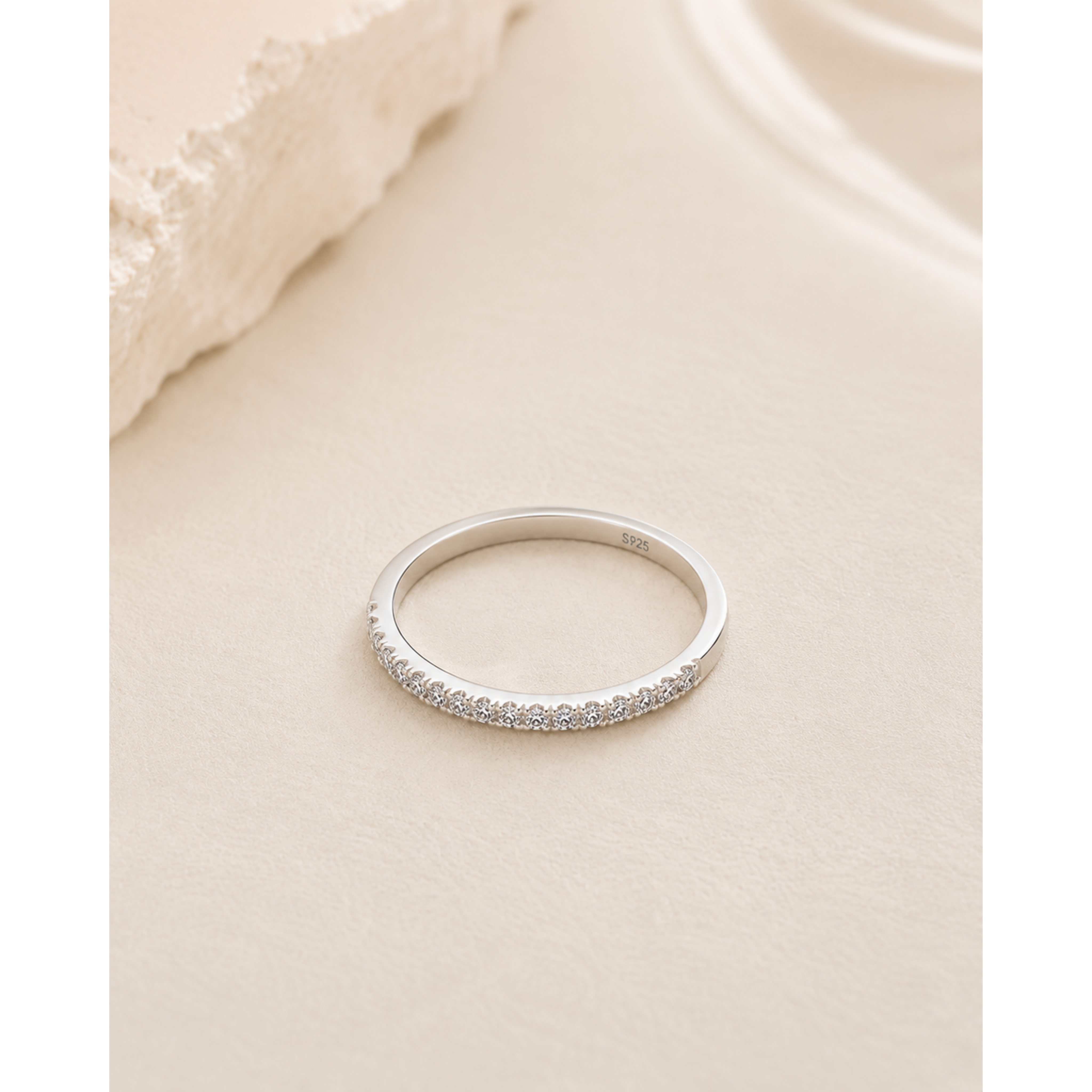 ELYN [RING]