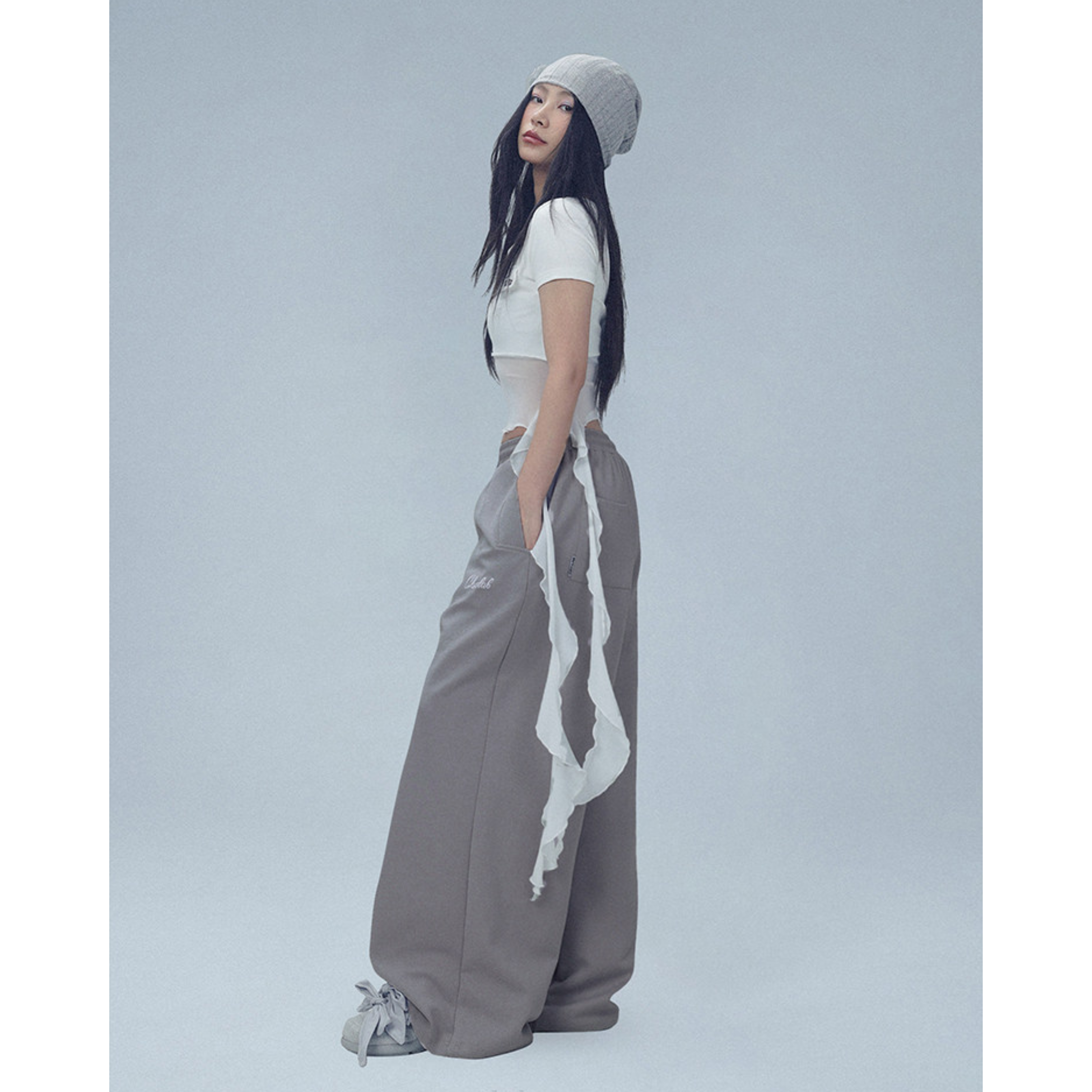 VOLUME SWEAT PANTS